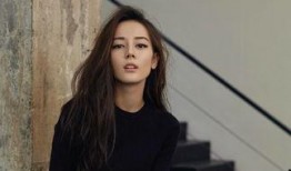 娱乐明星吃瓜解说视频,娱乐圈幕后故事一网打尽